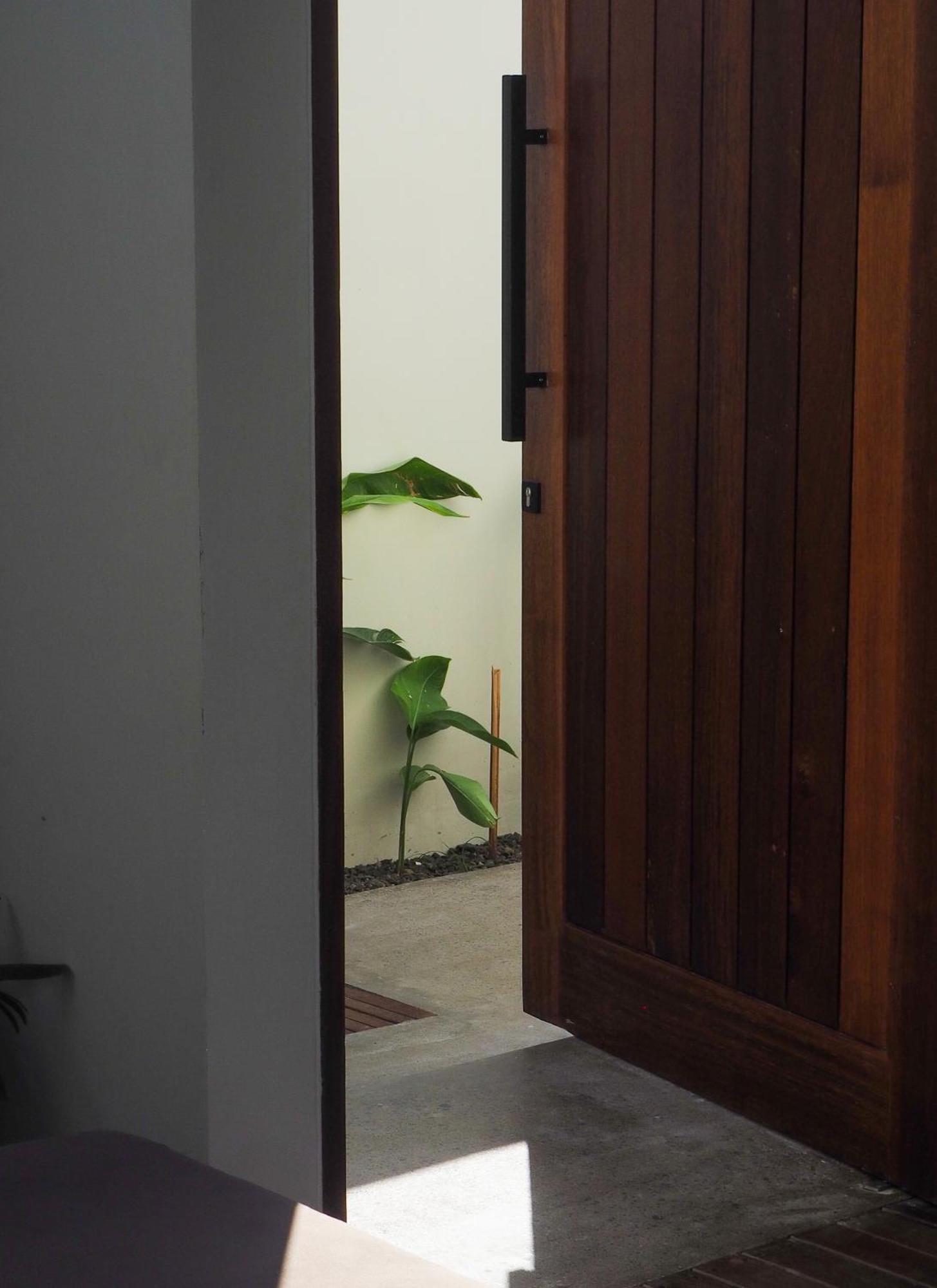 Suku Lifestyle Hotel & Villas Selong Belanak Exterior foto
