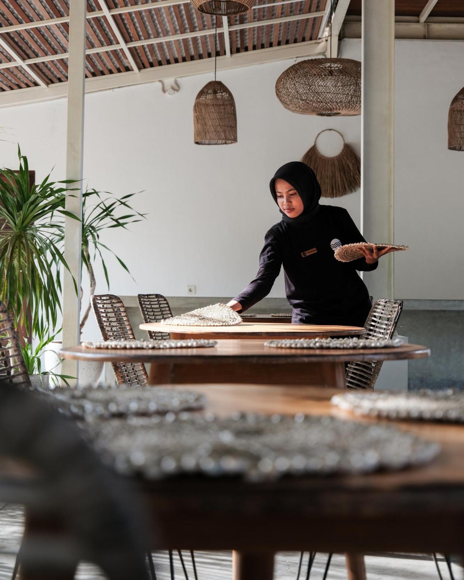 Suku Lifestyle Hotel & Villas Selong Belanak Exterior foto